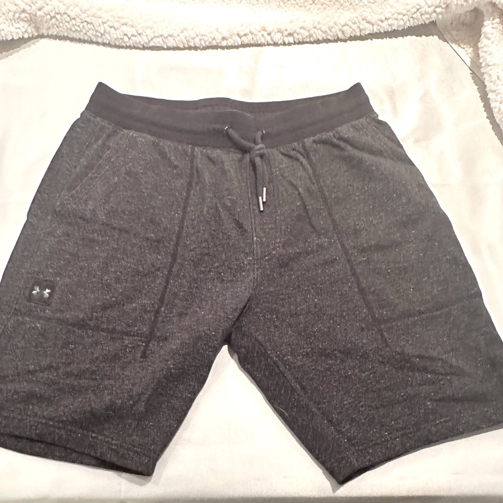 Under Armour Terry Shorts. XL Black